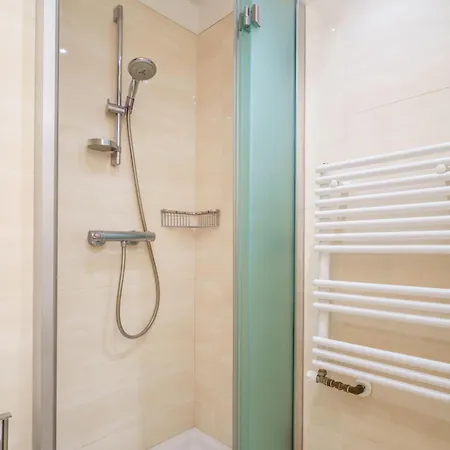 Itchola-3 By Interhome Apartment Saint-Jean-de-Luz